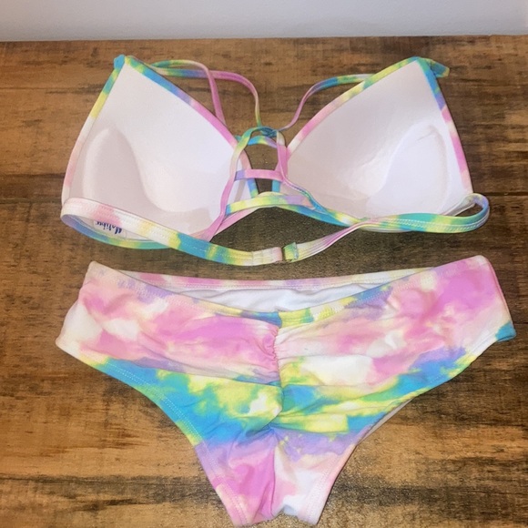 Malibu Dream Girl Tie Dye Bikini - Picture 2 of 2